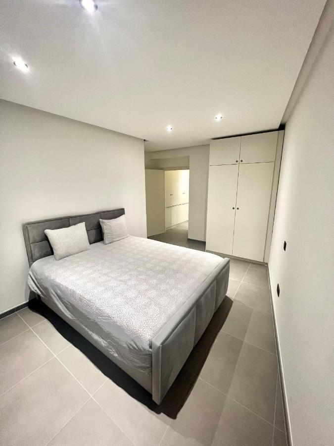 בריסל Luxury Brand New Apartment מראה חיצוני תמונה