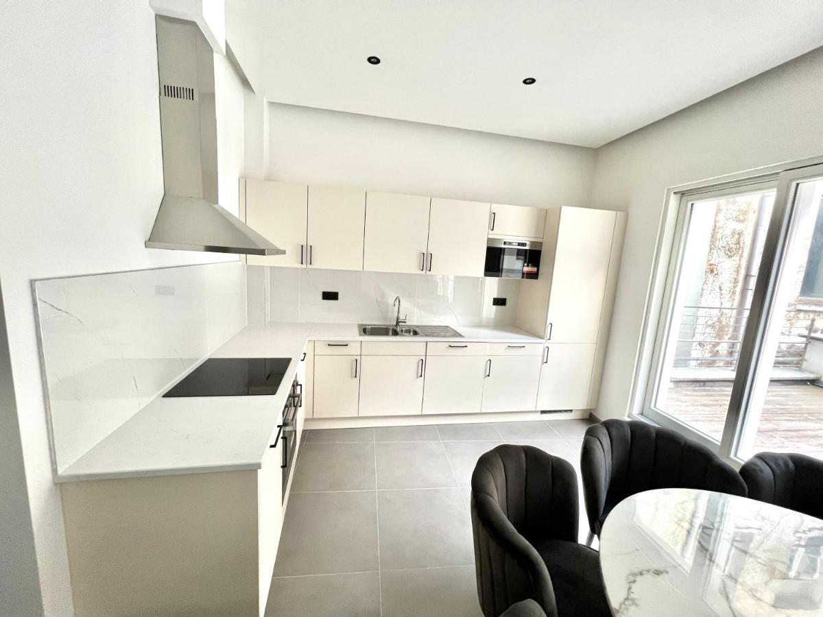 בריסל Luxury Brand New Apartment מראה חיצוני תמונה