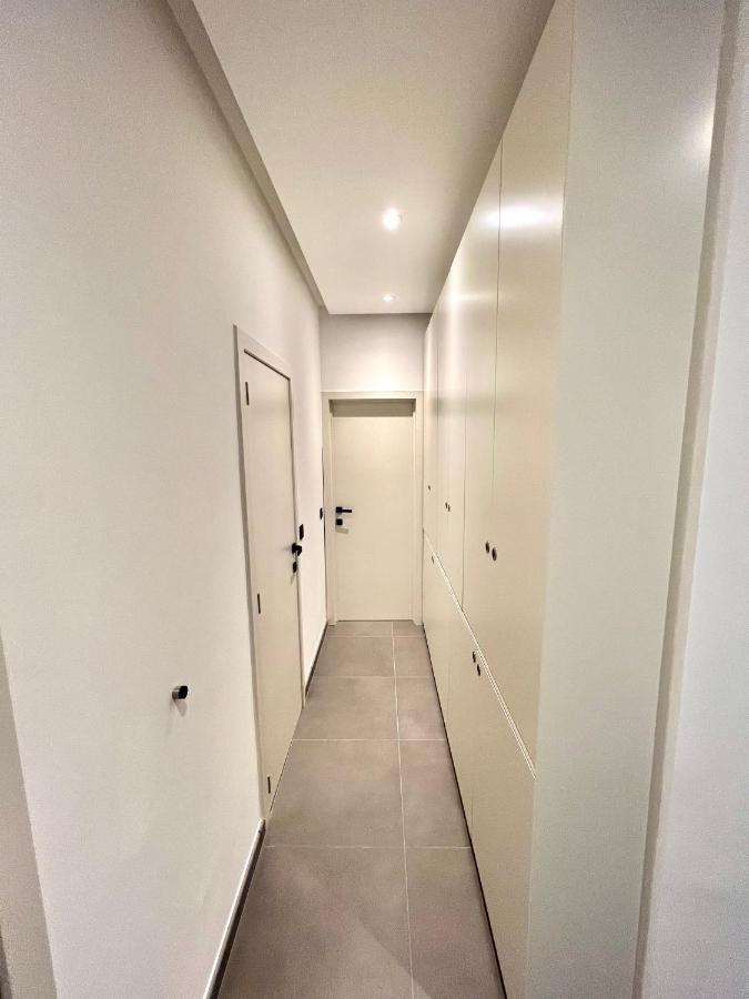 בריסל Luxury Brand New Apartment מראה חיצוני תמונה